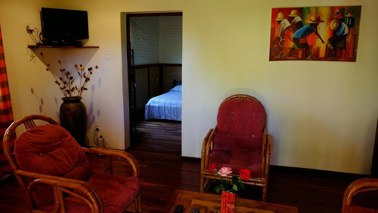 Eco Lodge Les Chambres Du Voyageur Antsirabe Ngoại thất bức ảnh